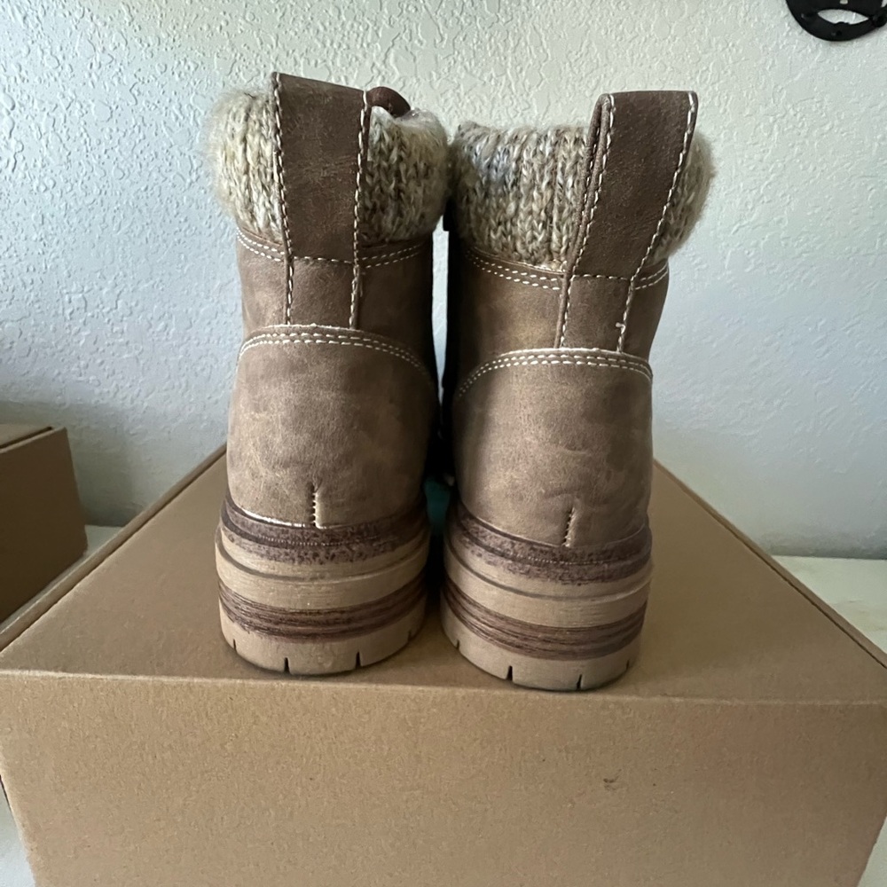 Sporto Brown Ankle Boots - Picture 2 of 6